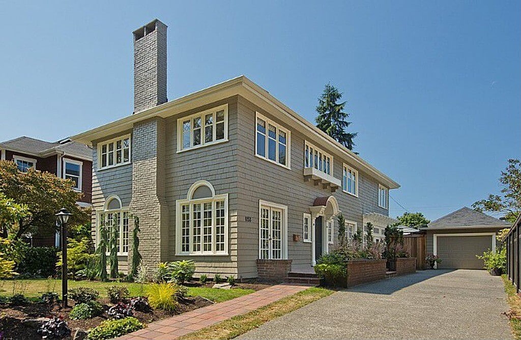 A large Capitol Hill craftsman home painted by Sound Painting Solutions