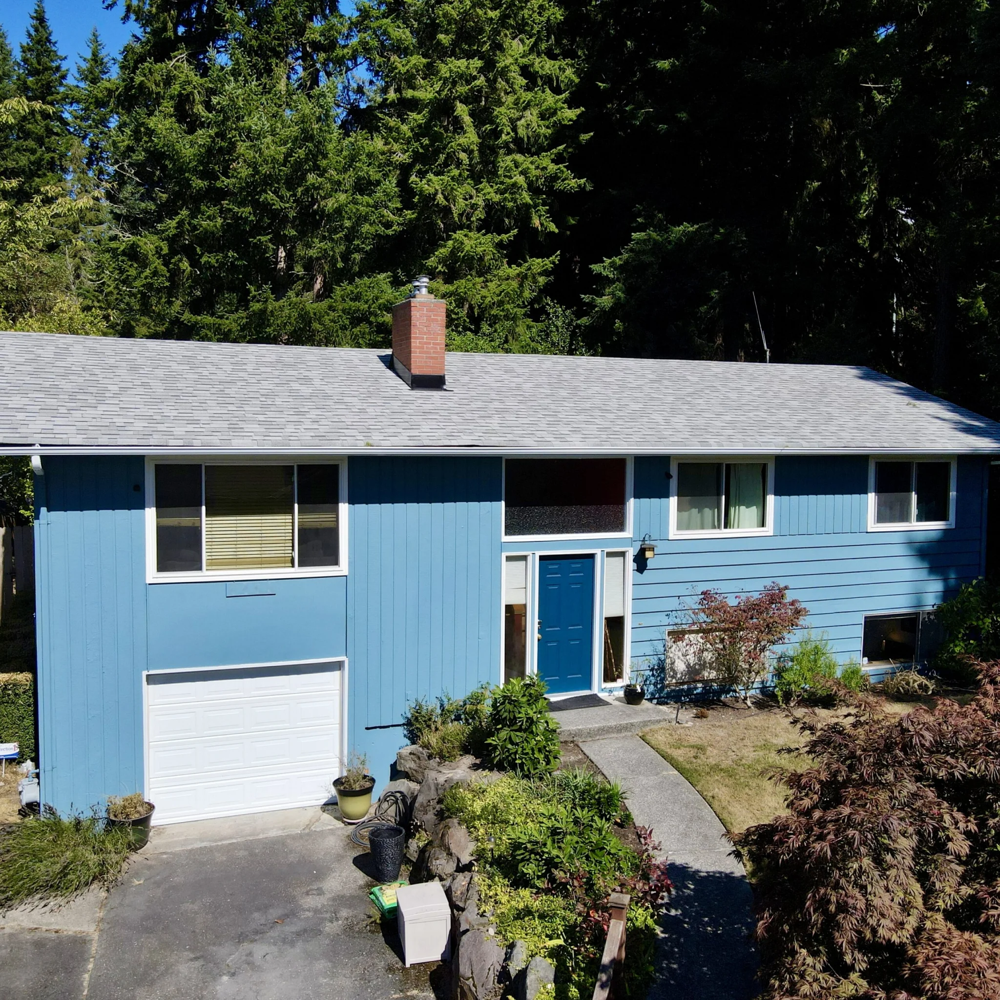 Exterior painting project completed in Bellevue