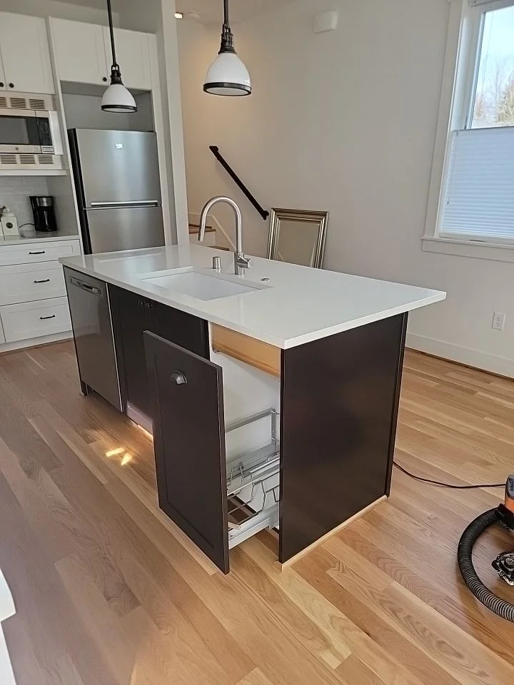 Cabinet painting in Seattle